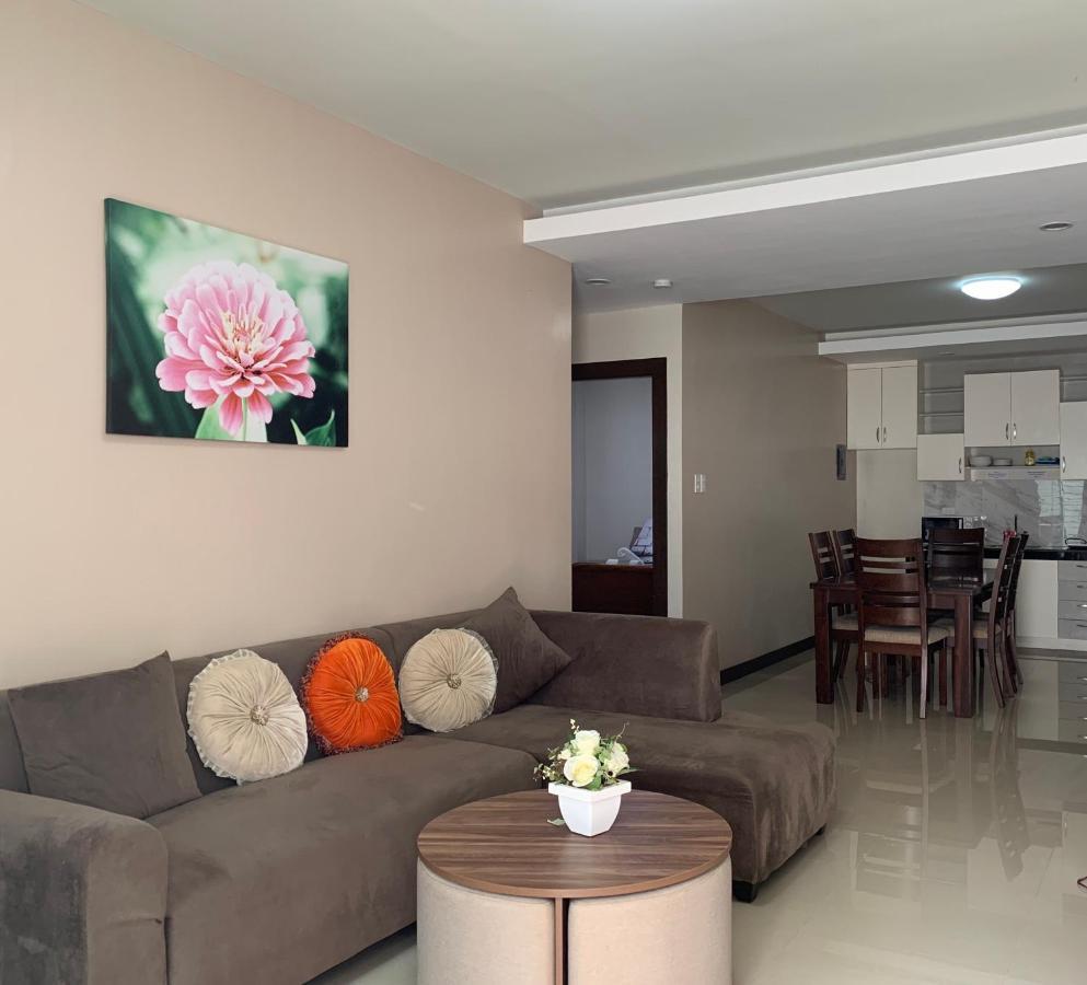 Sajo Plaza & Residences ايلويلو المظهر الخارجي الصورة